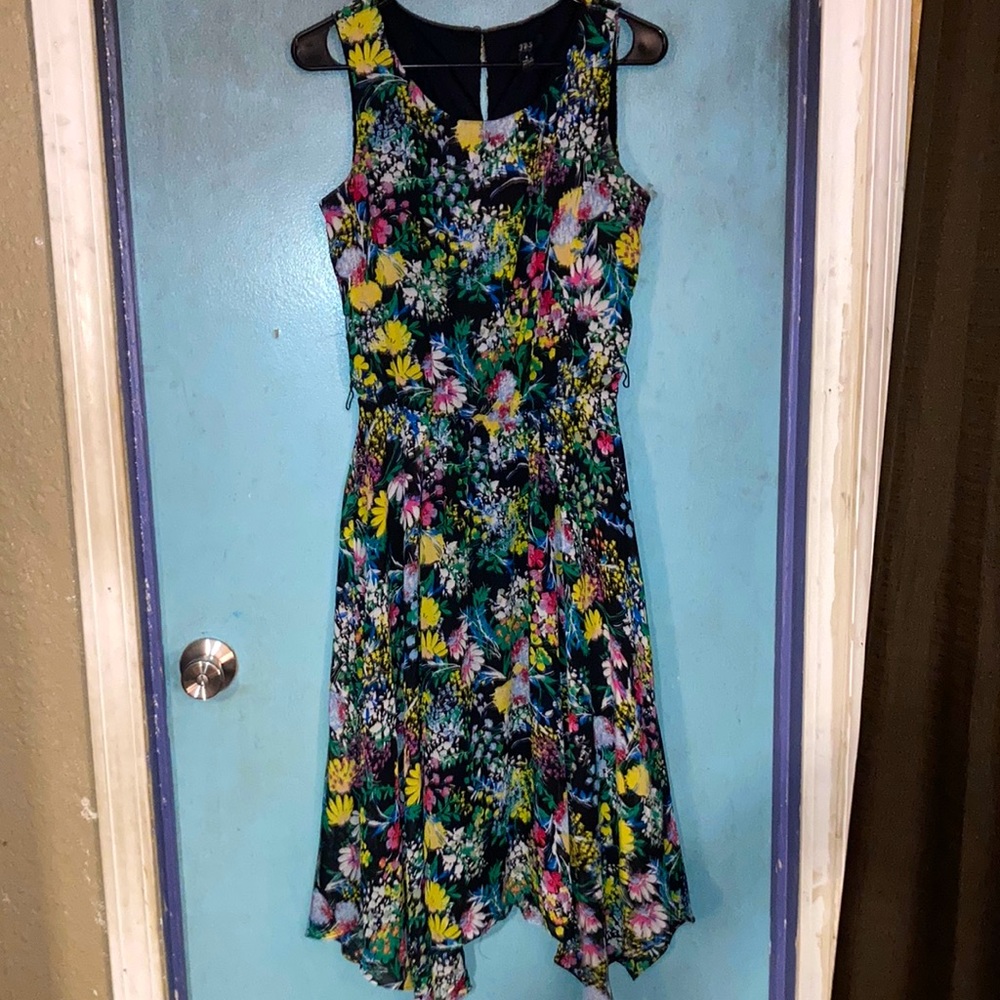 Colorful floral dress size 6 brand KBS